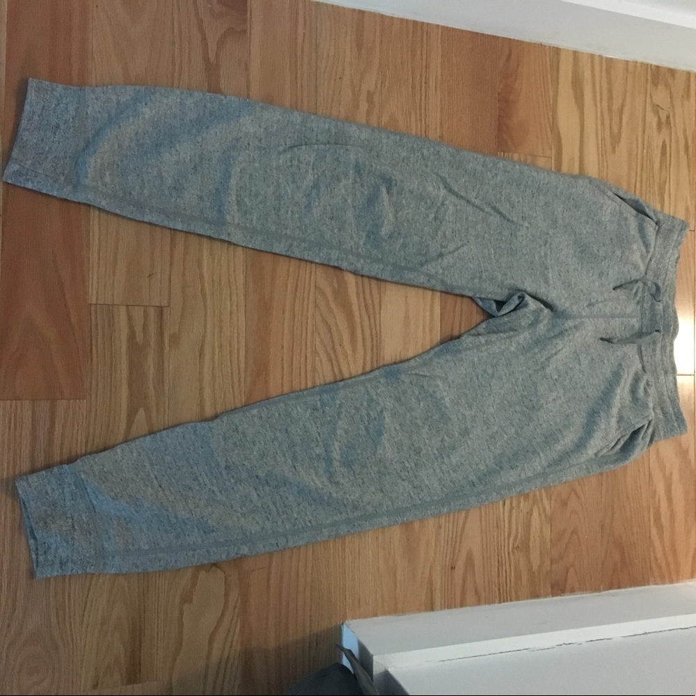 Gray UNIQLO sweatpants - slim fit