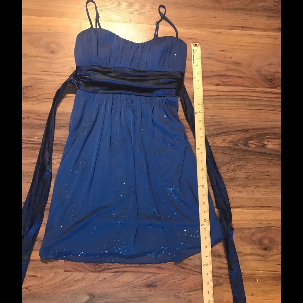 Sleeveless Shott Midnight Blue Homecoming Dress