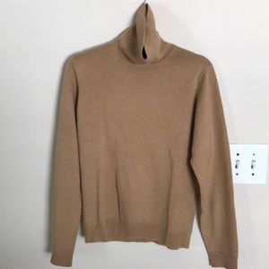 Brooks Brother's women's cashmere sweater