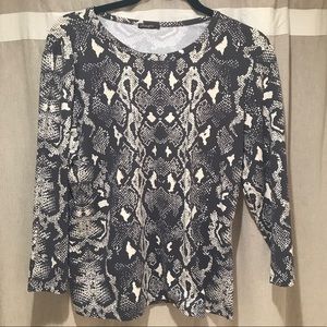 j.mclaughlin signature tee in python print