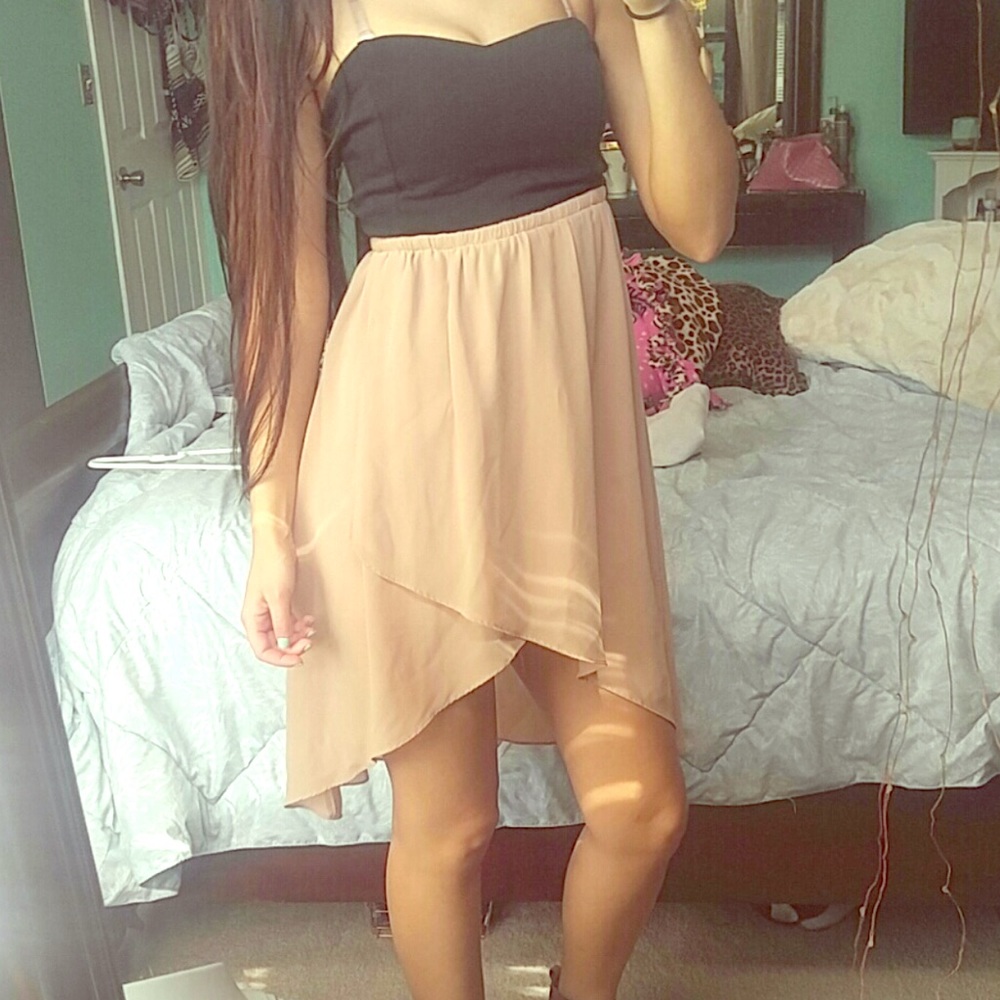Nude & black high low dress 🖤