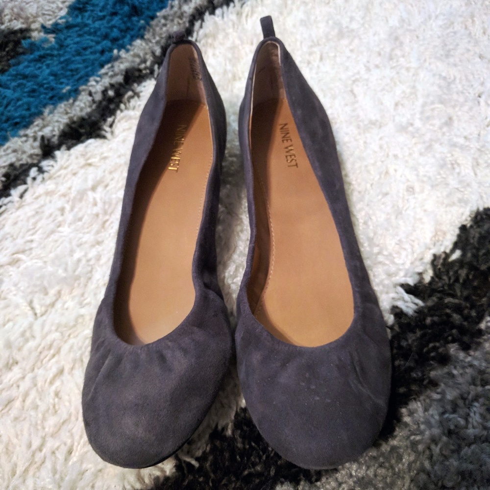 Nine West Gray Suede Ballet Flats