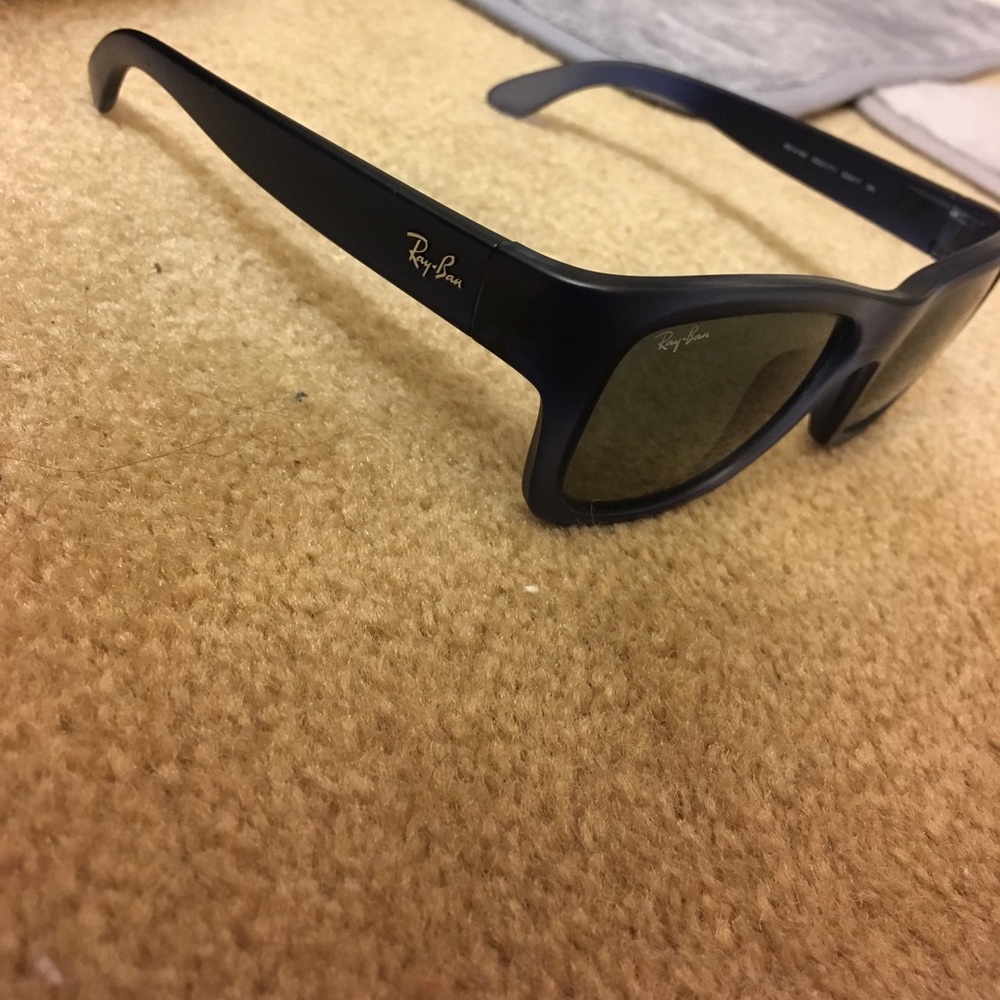 Ray ban sunglasses