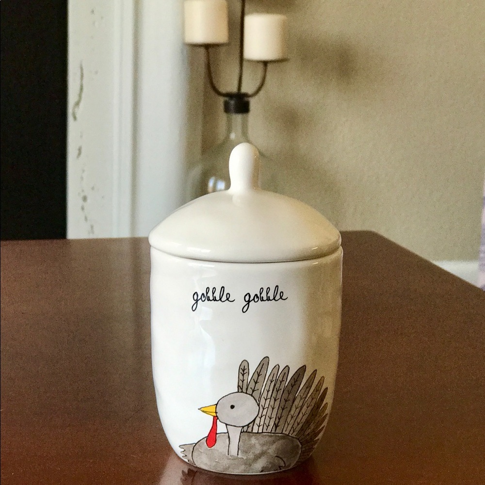 Rae Dunn Thanksgiving Dish w/ lid