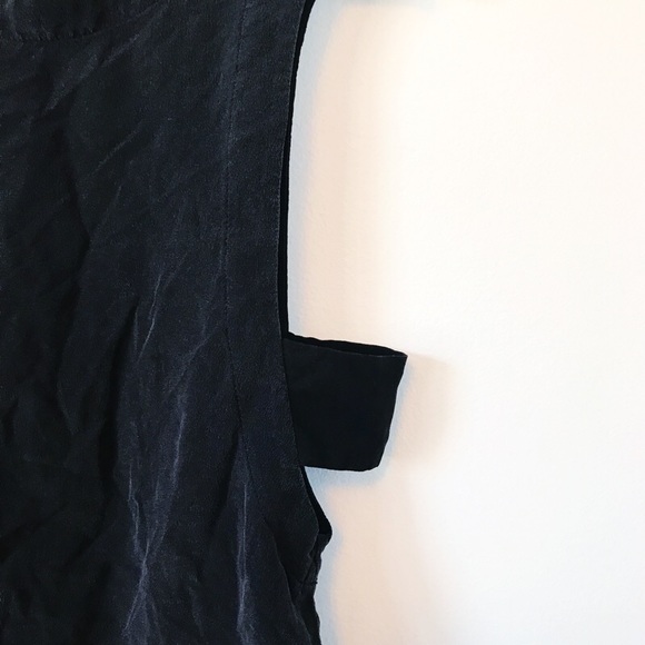 . {CHASER} Muscle Cutout Tank Silk Black XS - Picture 6 of 8
