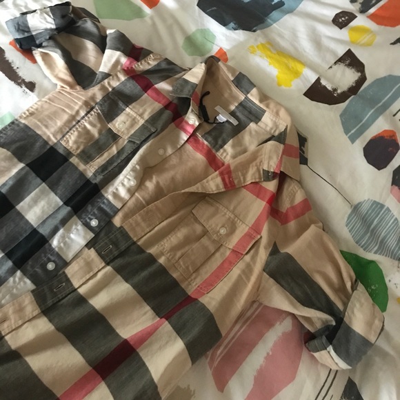 Authentic Burberry button down - Picture 4 of 4