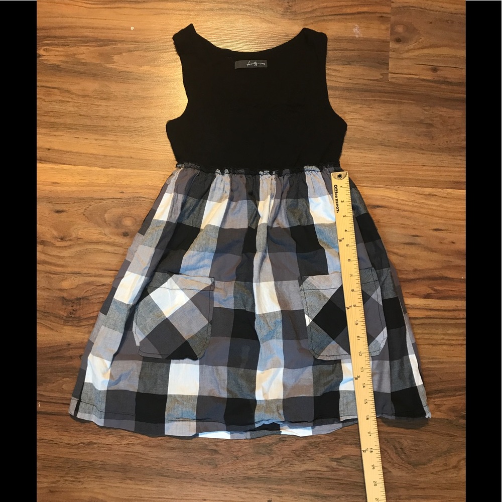 Black plaid dress WITH POCKETS