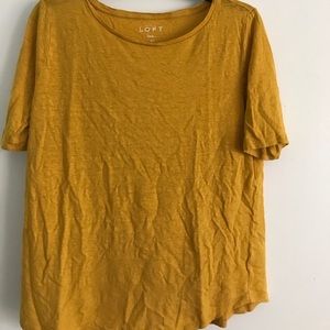 Mustard yellow tee