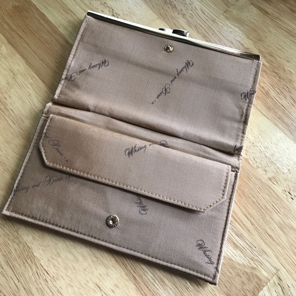 Vintage Whiting & Davis Clutch - Picture 4 of 4