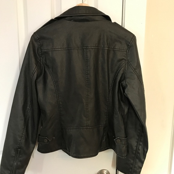 Lucky brand vegan leather motorcycle jacket - Picture 5 of 7