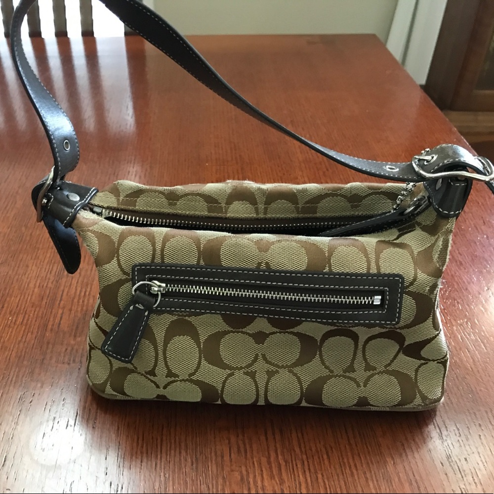 Coach handbag - classic brown
