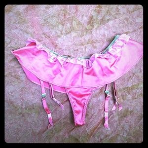NWOT VS Ruffled Garter with Built-in Thong