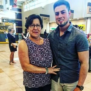 Meet your Posher, Jose