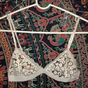White flower bralette