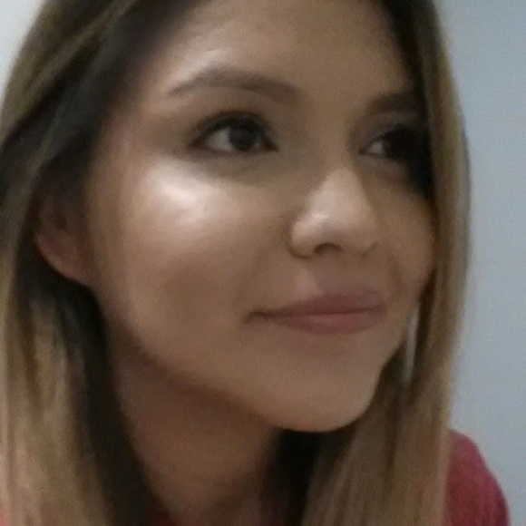 Meet your Posher, Elisa - Picture 2 of 2