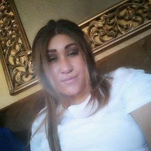 Meet your Posher, Alize