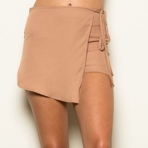 Khaki skort