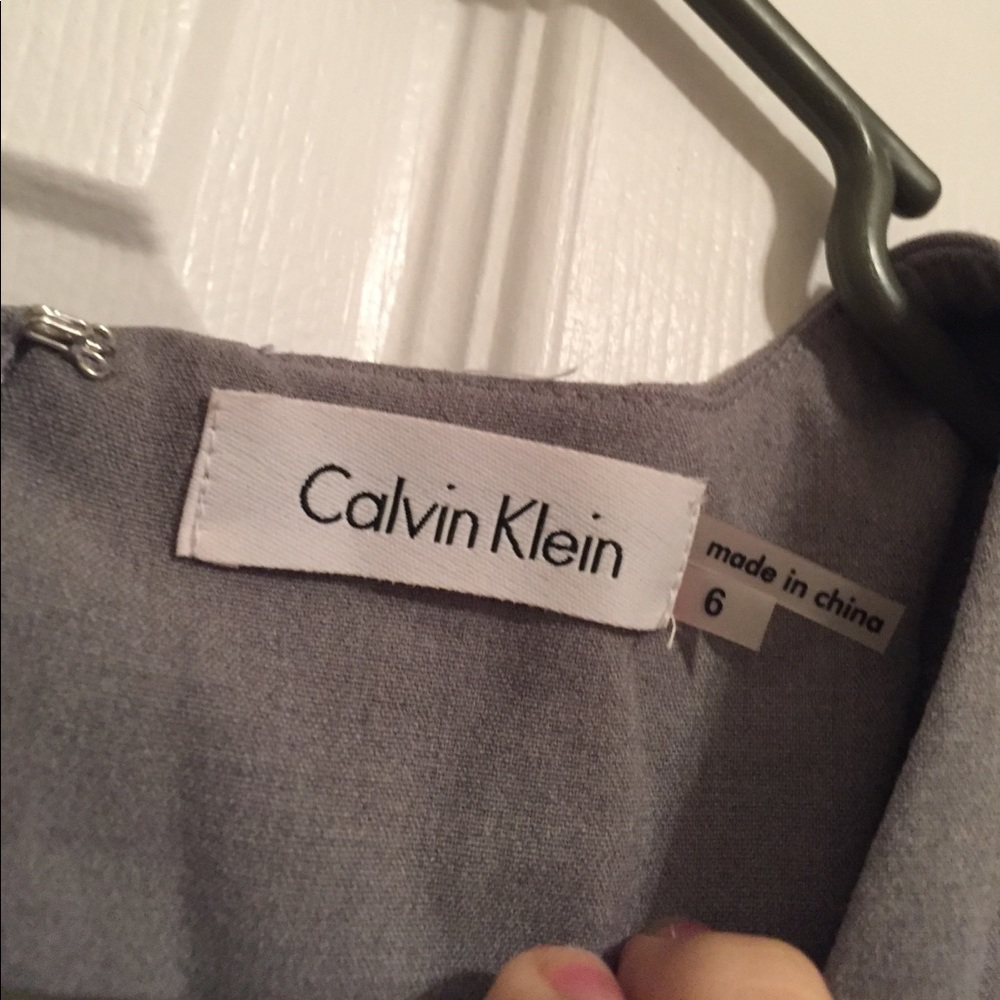 calvin klein size 6 gray dress