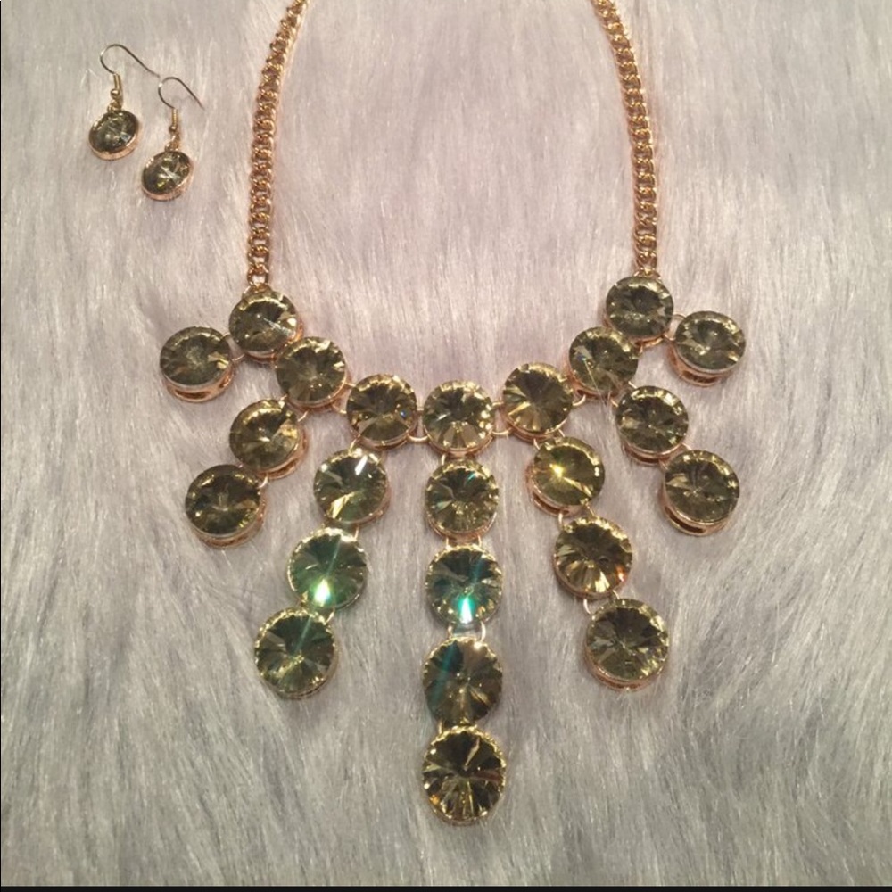 Gem drop necklace