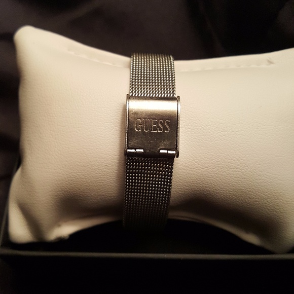Guess stainless steel mesh band watch - Picture 3 of 5