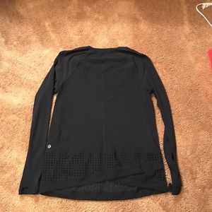 Lululemon running pullover size 6