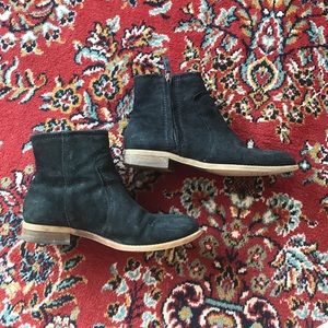 Franco Sarto Suede Zip Up Low Heel Bootie Size 7.5