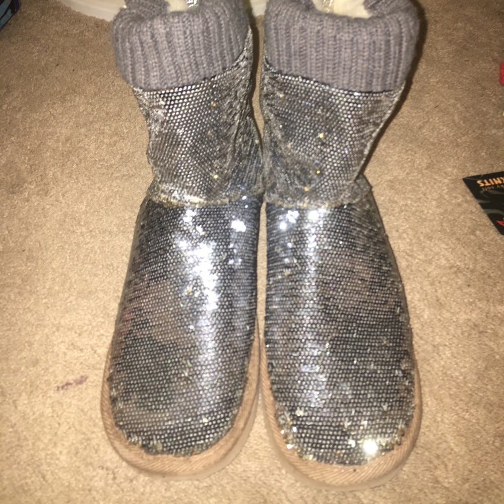 Changing Sequence Pink Boots