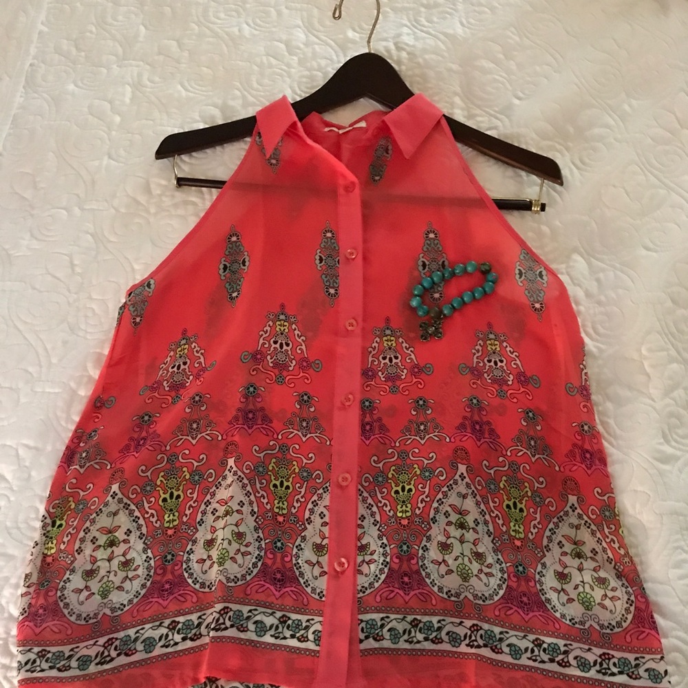 Coral top