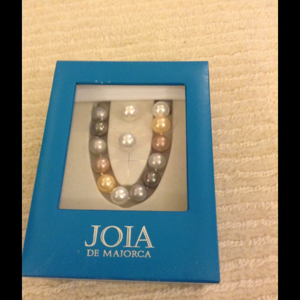 Colored Pearl Necklace set
