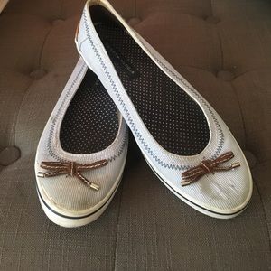 👟Tommy Hilfiger Polka Dot Flats👟