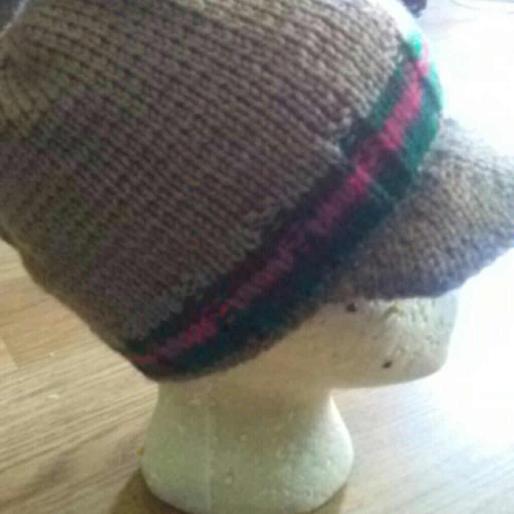 🎩"Unisex" Hand Crafted 🎩