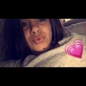 Meet your Posher, Dania