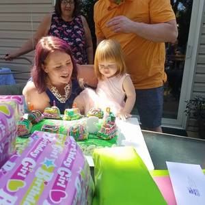 Meet your Posher, Jessica