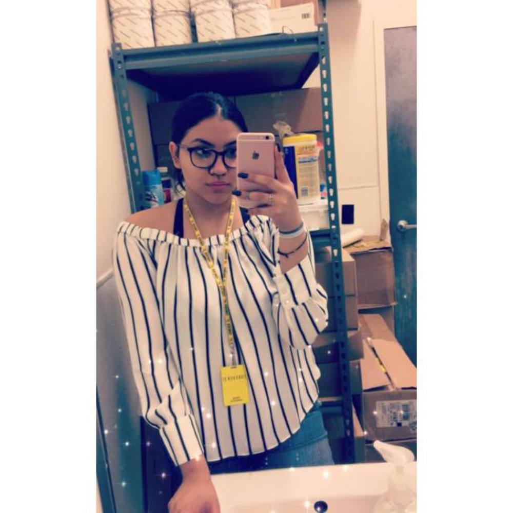 Meet your Posher, Alejandra