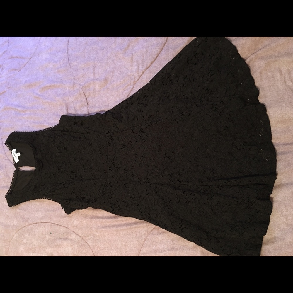 LBD - Picture 4 of 4