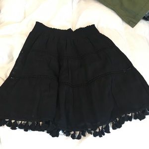 Black linen tassel skirt // size is petite medium