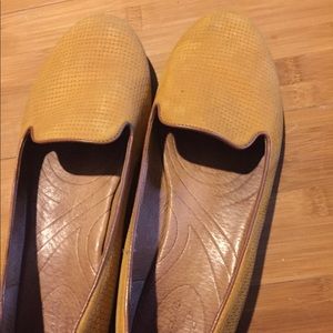 Valley Lounge Suede Flats