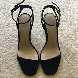 NWOT ASOS Chunky Heel Sandals