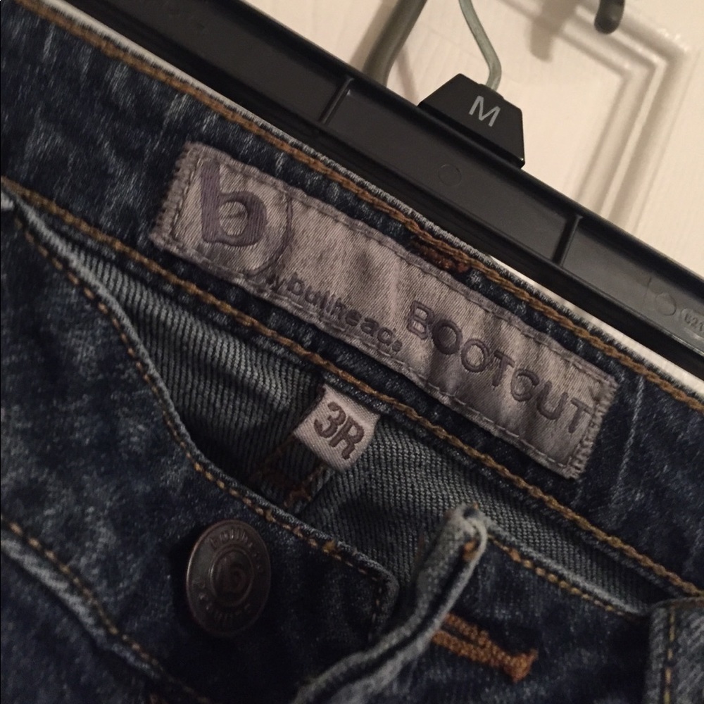 dark wash size 3 boot cut jeans good quality
