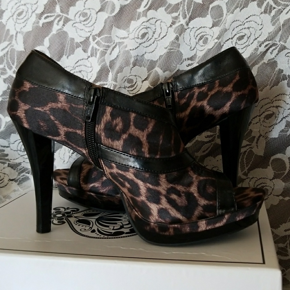 Leopard platform booties