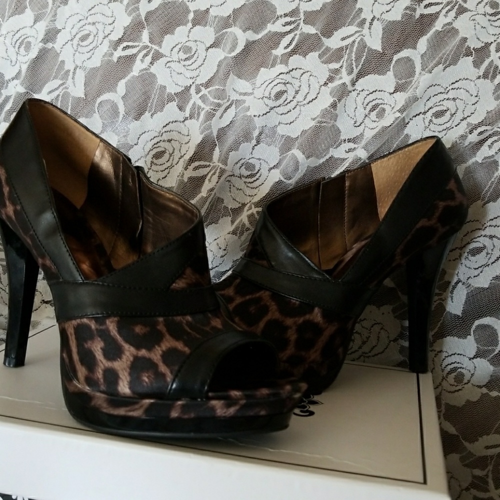 Leopard platform booties - Picture 5 of 5