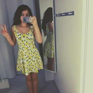 Meet your Posher, Kayla