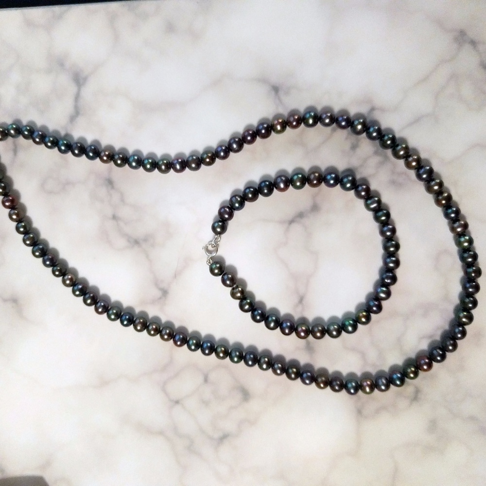 Dark Pearl Necklace and Bracelet Set