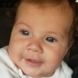 Meet your Posher, Mirella