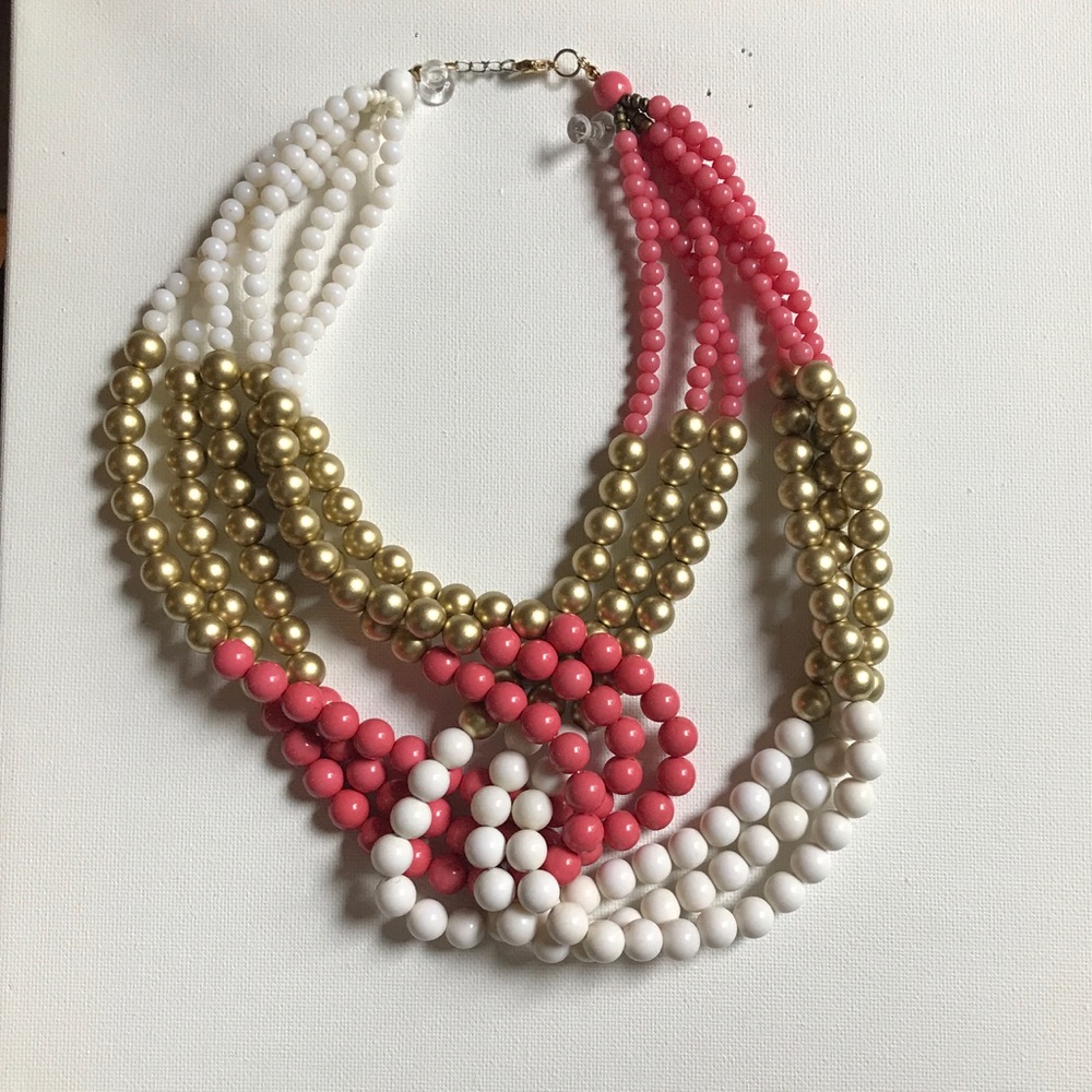 Statement necklace