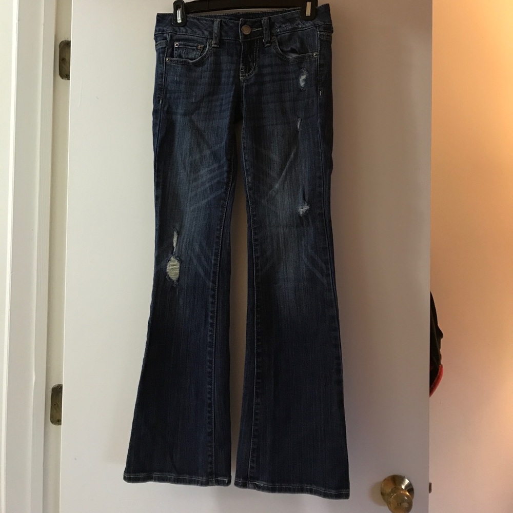Forever 21 distressed low rise jeans sz 24