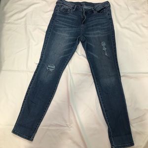 Distressed Boyfriend Jean Leggings