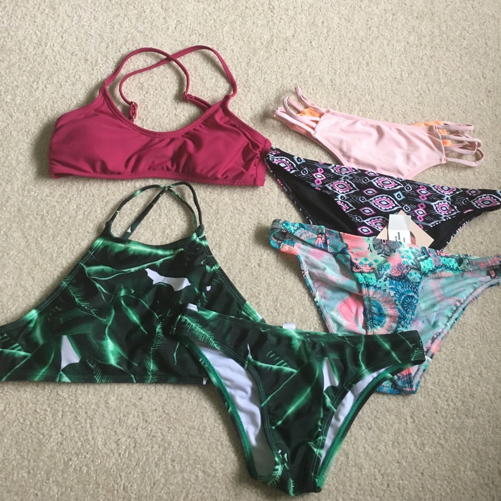 Selling these bikinis!!