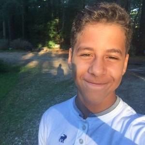 Meet your Posher, Joao victor