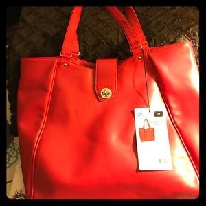 BUXTON PARIS SHOPPER TOTE/LAPTOP BAG